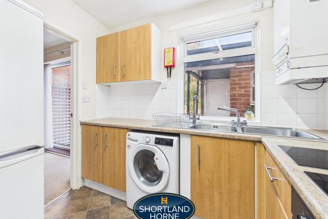 12, Charter Avenue, Coventry photo 3