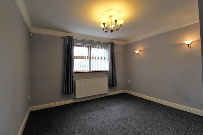 Rockley View Court, The Walk Birdwell Barnsley photo 3