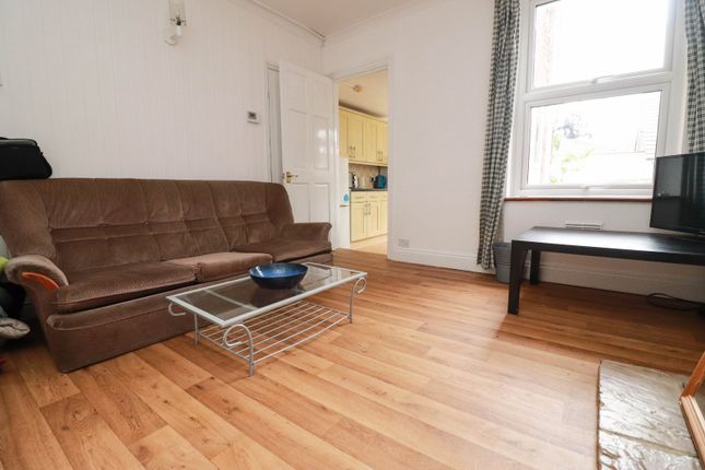 45, Northcote Road, Hampshire photo 3