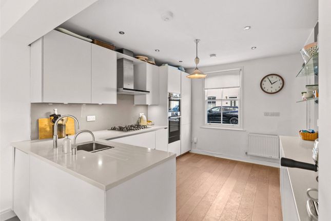 14, Grove Road, Twickenham photo 4