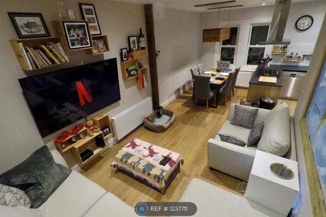 Thumbnail Flat to rent in Connaught Road, London