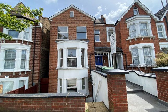 Flat to rent in Fordwych Road, London