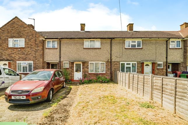 Thumbnail Terraced house for sale in Winwood, Slough
