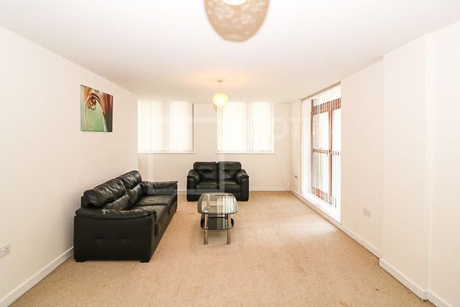 Flat to rent in Old Mill, Thornton Road, Bradford