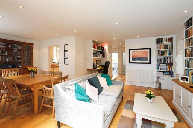 Flat for sale in Aston Court, 18 Lansdowne Road
