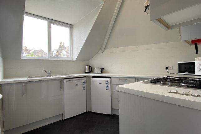 TFF, 2 Dundonald Road, Bristol photo 4
