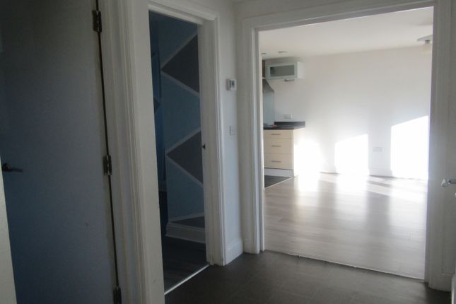 Ronmarsh Place, Lambton Avenue, Waltham Cross photo 2