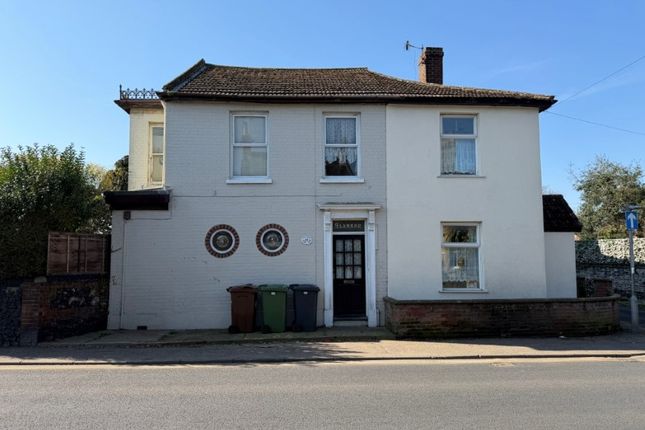 45 High Road, Gorleston, Great Yarmouth photo 2