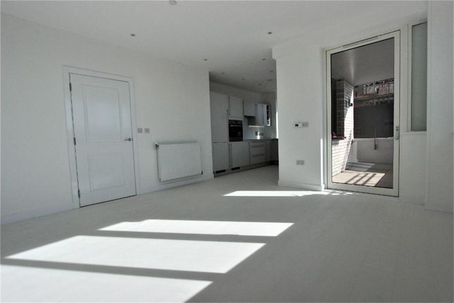 24, Dawson Apartments, 9 Kings Hill, London photo 4