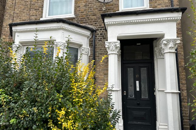 Thumbnail Duplex to rent in Sudbourne Road, Brixton