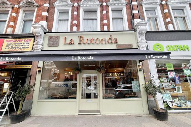 Thumbnail Restaurant/cafe to let in 229 Muswell Hill Broadway, Haringey, London