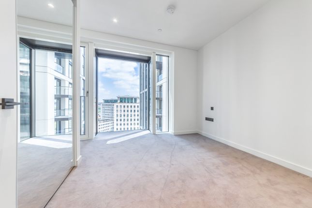 Flat to rent in 8 Casson Square, London