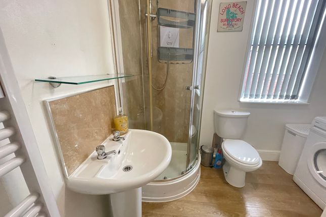 Flat 1, 12 REGENT STREET, BALBY, DONCASTER photo 3