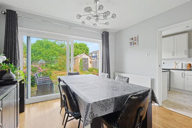 23, Orchard Avenue, Hockley, Essex, SS5 5BA, Hockley photo 3