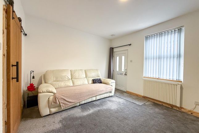 57, Tunstall Road, Stoke-On-Trent photo 4