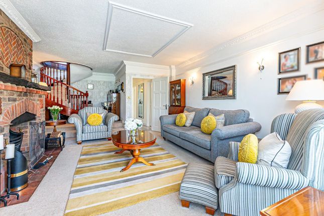 8, Ivinghoe Way, Dunstable photo 4