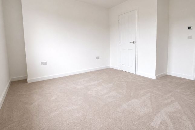190, Central Boulevard, Canterbury photo 5