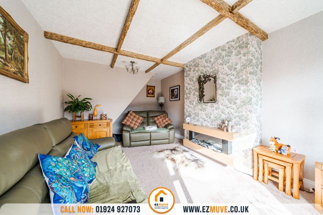 30 Manor Park, Mirfield photo 3