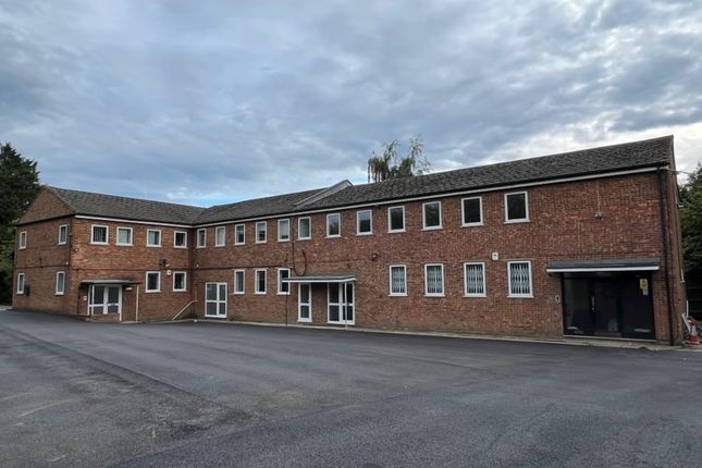 Office to let in Ver House, London Road, Markyate, St. Albans, Hertfordshire
