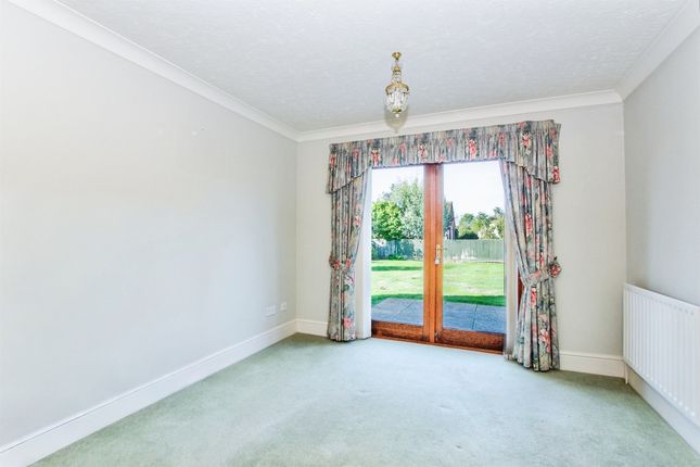 6, Sutton Gate, Spalding photo 3