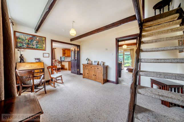 4, Coombes Lane, Glossop photo 4