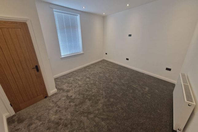 99, Eton Hill Road, Manchester photo 2
