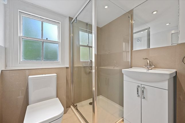 14, Caxton Road, Shepherd's Bush W12 photo 3