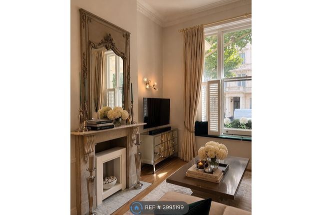 Inverness Terrace, London photo 3