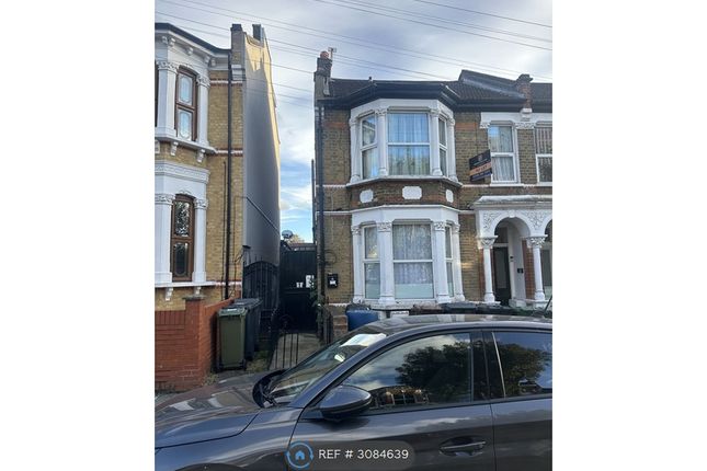 Flat, London photo 5
