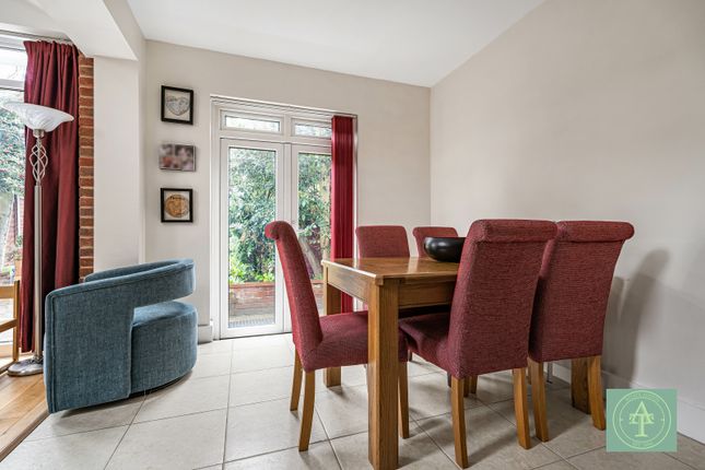 196 Winchmore Hill Road, Winchmore Hill, London photo 5
