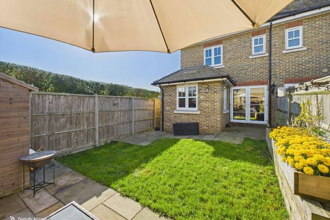 8, Elizabeth Place, Berkshire photo 2