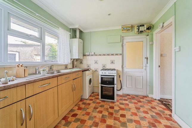 25, Main Road, Milford Haven photo 4