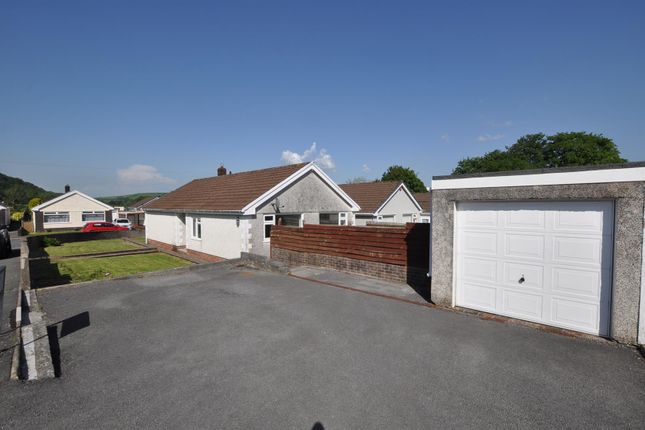 2 Brynteg, Pentremeurig, Carmarthen photo 3