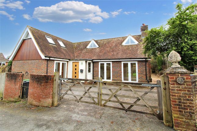 Thumbnail Detached house to rent in Pulens Lane, Petersfield, Hampshire