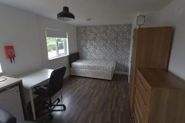 4-bed house on Chennells, Hatfield Hertfordshire, £360,000
