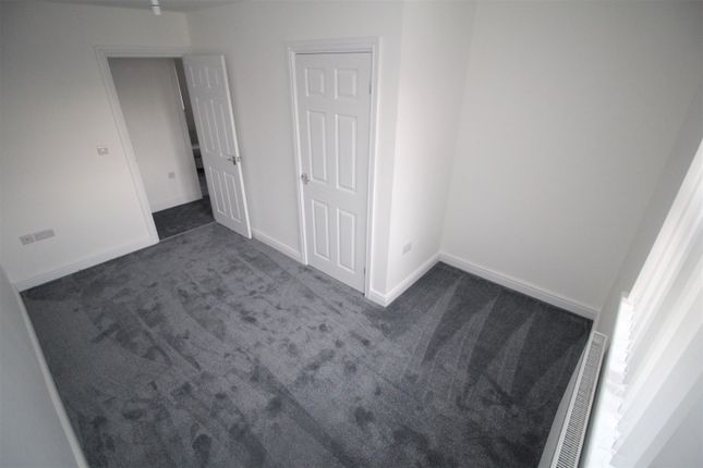 Detached house to rent in Briars Lane, Stainforth, Doncaster, South Yorkshire