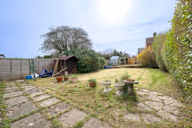30, East Beeches Road, Crowborough photo 3