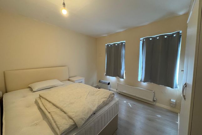 2 Bedroom Flat To Rent In W7