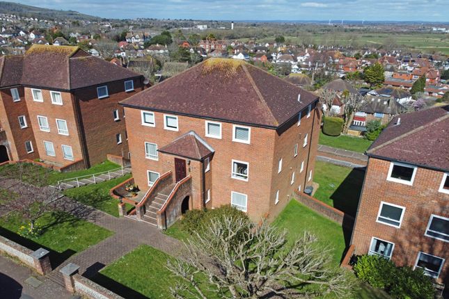 18 Carew Views, Carew Road, Eastbourne photo 2