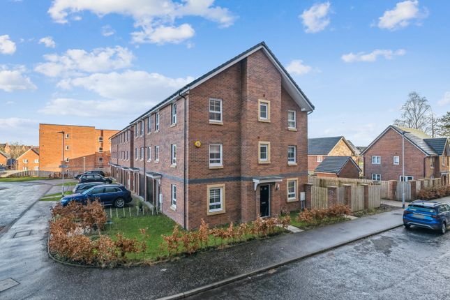 Thumbnail Town house for sale in Inverlair Avenue, Cathcart, Glasgow