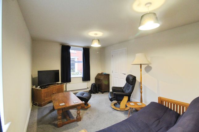 23, Chestnut Drive, Norwich photo 2