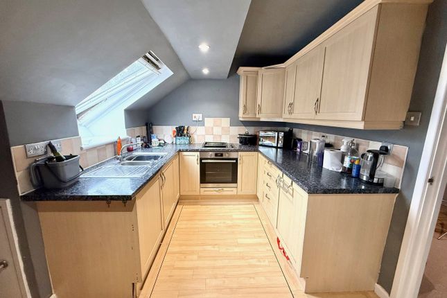 74, Northcott, Bracknell photo 4