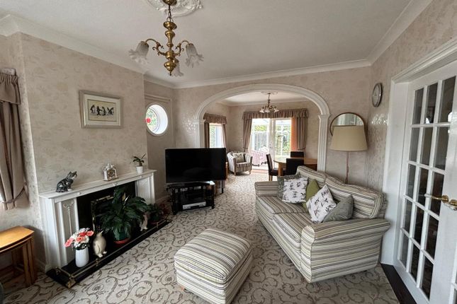 2, Greenacre Park, Hornsea photo 2