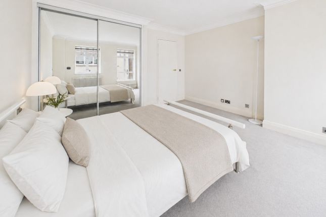 Flat 7, 6 Upper John Street, Greater London photo 4