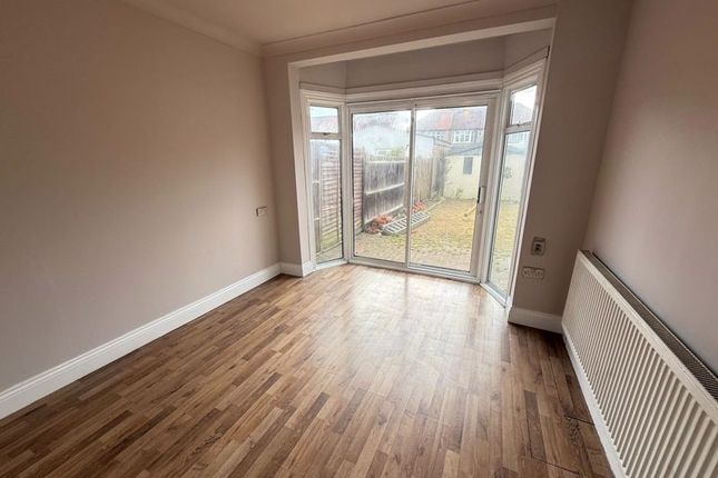 8, Seaton Road, Wembley photo 2