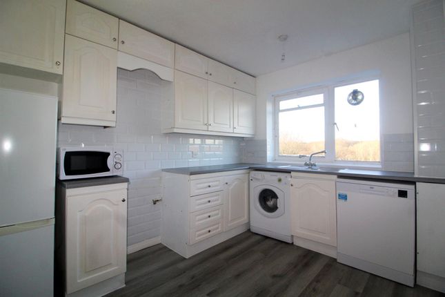 Flat 4, 30 Crescent West, Barnet photo 3