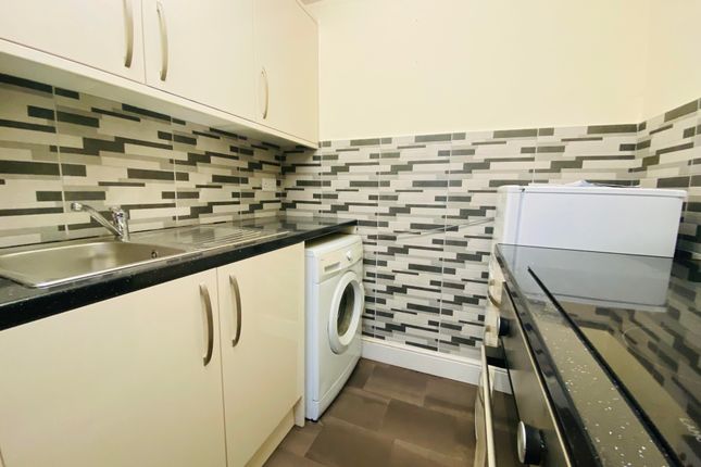 Thumbnail Flat to rent in Railway Terrace, Derby