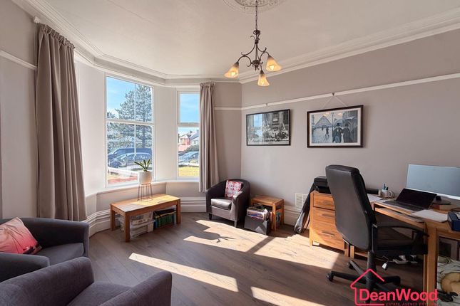 38, Royal Avenue, Isle Of Man photo 3