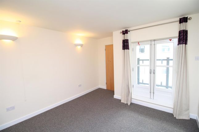 Property to rent in Emma Place, Stonehouse, Plymouth