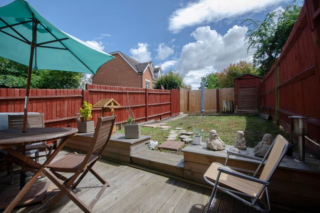 End terrace house for sale in Harbourne Gardens, West End, Southampton